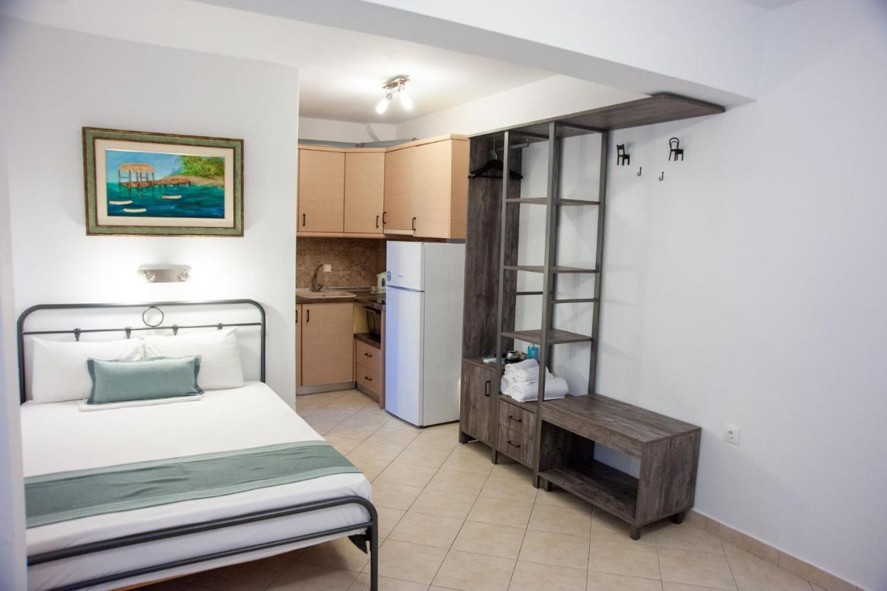 Alexandros Hotel Apartments Vourvourou Luaran gambar