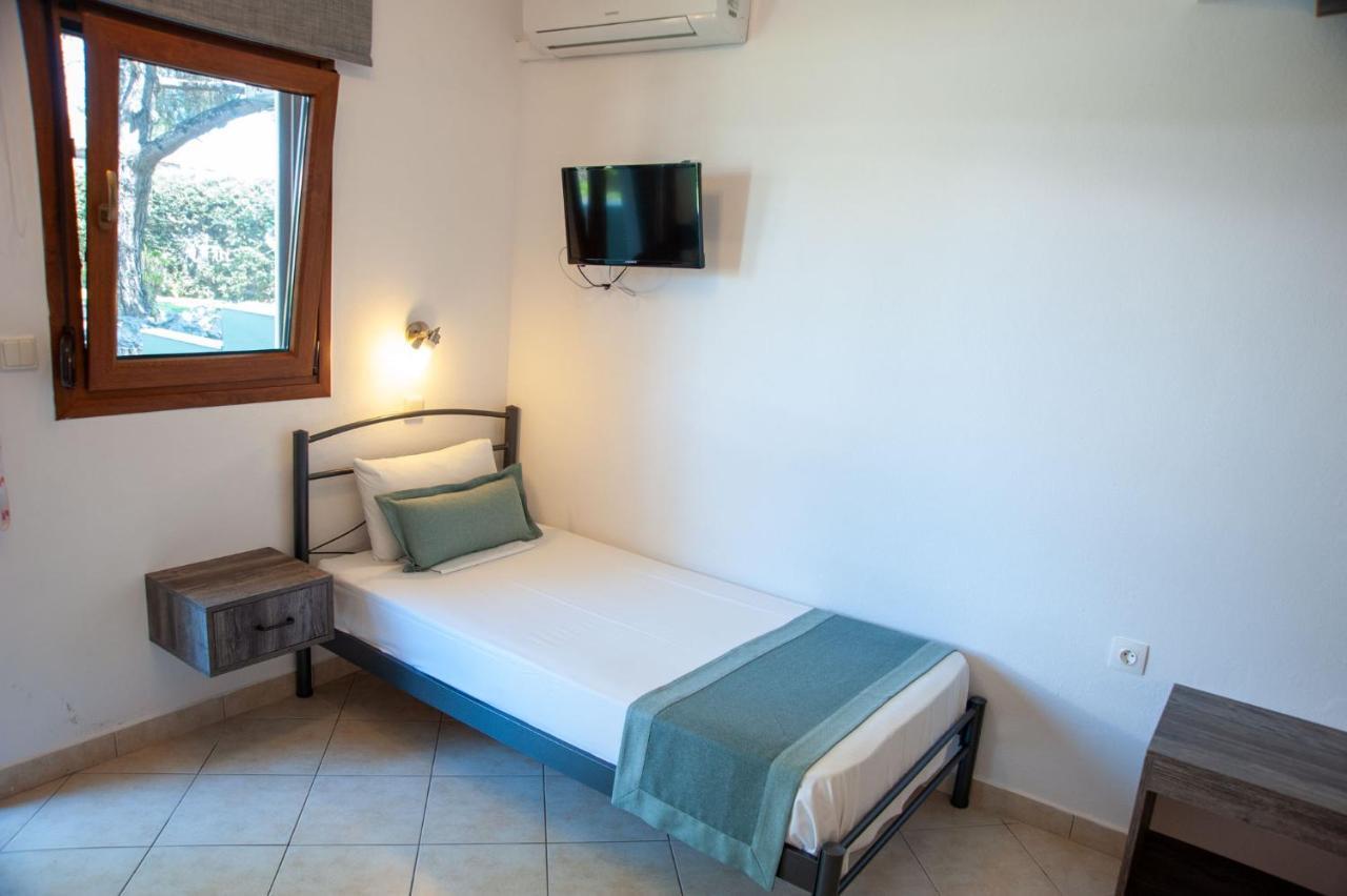 Alexandros Hotel Apartments Vourvourou Luaran gambar