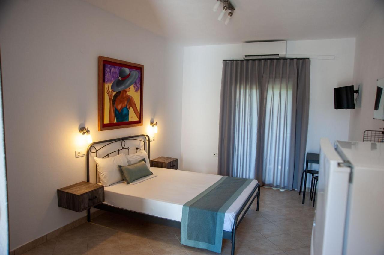 Alexandros Hotel Apartments Vourvourou Luaran gambar